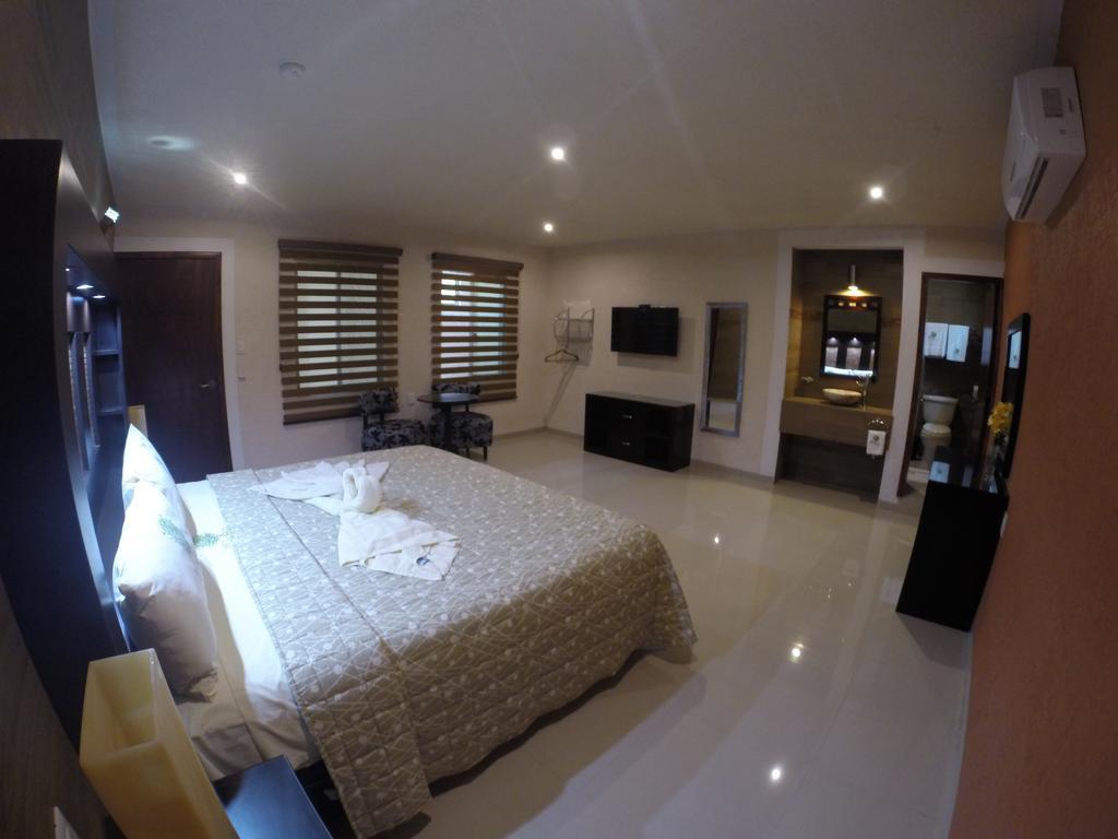 Hotel Los Cedros Uayamón Habitación foto